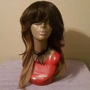 Dr/20 synthetic  wig with bang